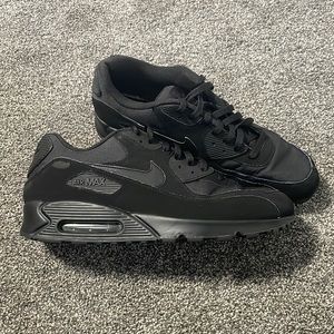 Nike Air Max Men’s Shoes